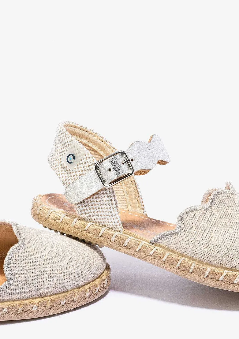 Sapatos De Menina-Conguitos Alpercatas Ondas Prateadas De Menina Metalizadas