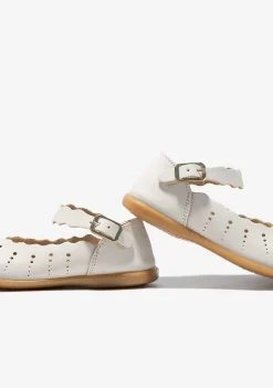 Sapatos De Cerimónia-Conguitos Bailarinas Bege Com Fivela Ondas Bege