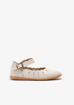 Sapatos De Cerimónia-Conguitos Bailarinas Com Ondas De Fivela Bege