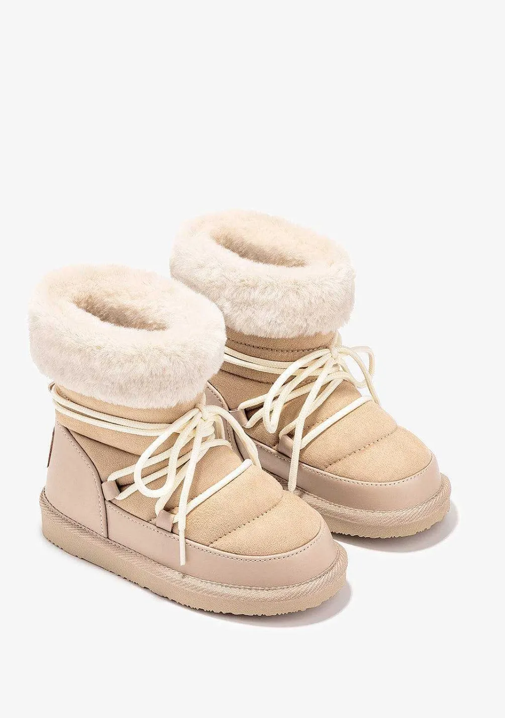 Botas-Conguitos Botas Australianas De Menina Com Cordao Bege Preto E Branco
