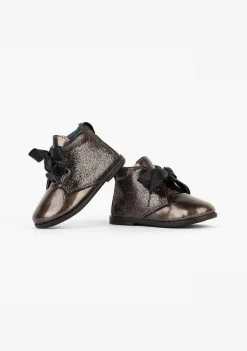 Botas-Conguitos Botins De Couro Envernizado De Titanio Para Bebé