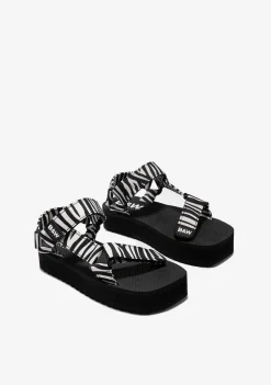 Sapatos De Menina-Conguitos Sandálias Zebra Com Plataforma P&B